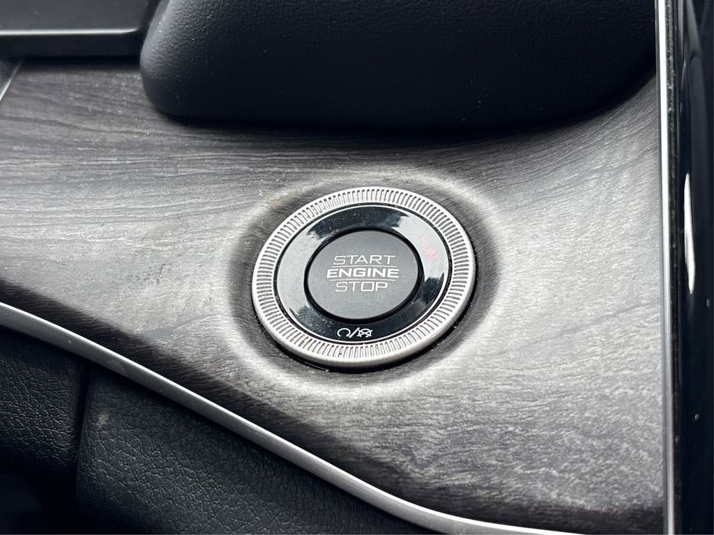 Used 2022 Jeep Grand Cherokee L Limited image 30