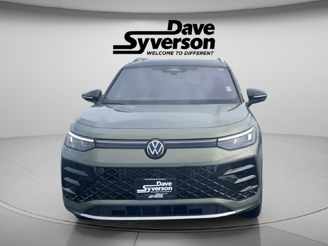 New 2026 Volkswagen Tiguan SEL R-Line AWD/4WD image 8