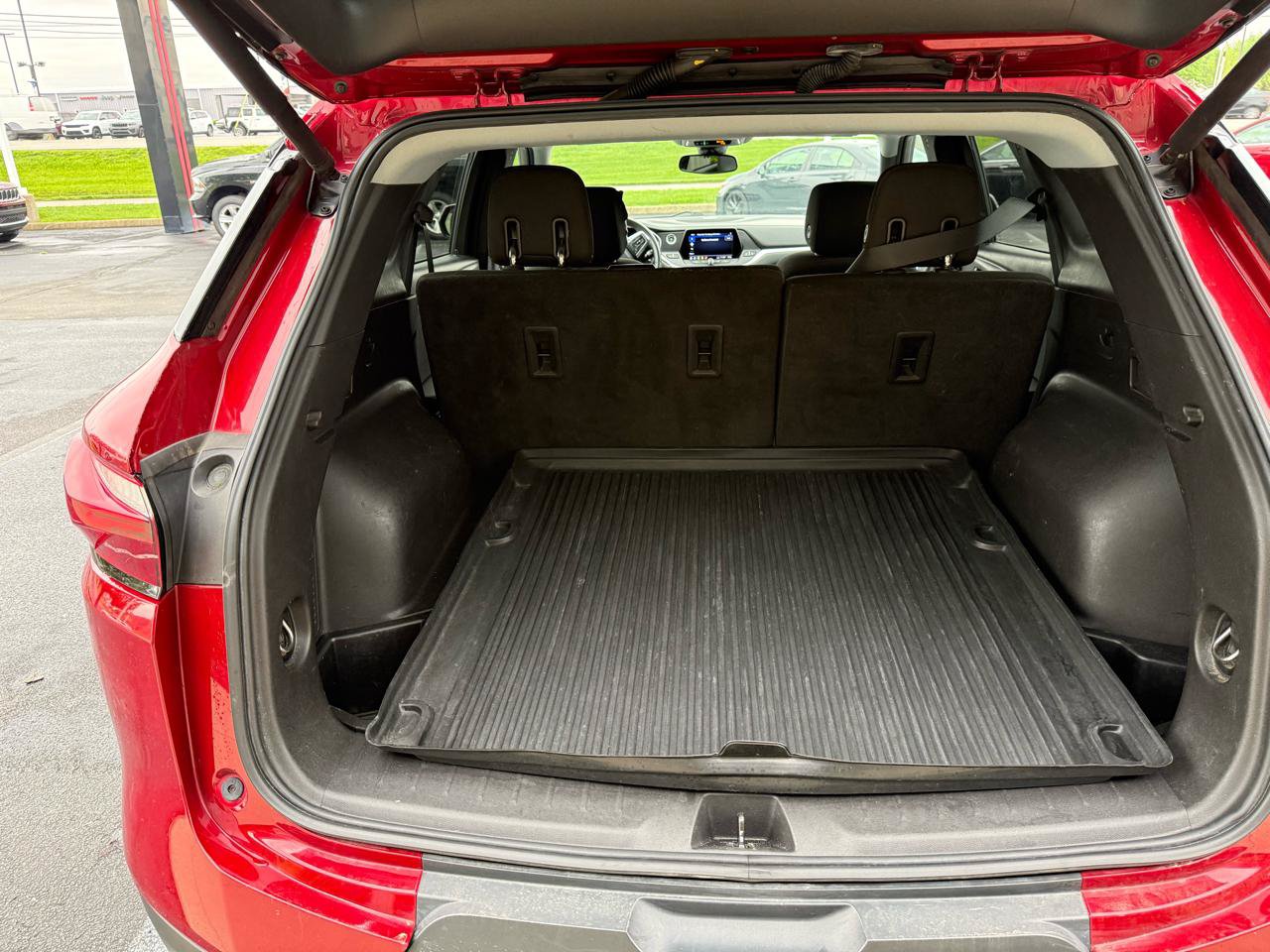 Used 2021 Chevrolet Blazer LT FWD image 28