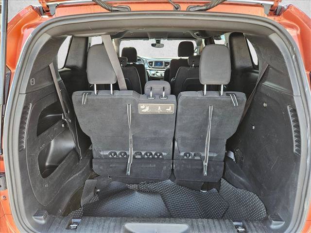 Used 2018 Chrysler Pacifica Touring Plus w/ S Appearance Package FWD image 6
