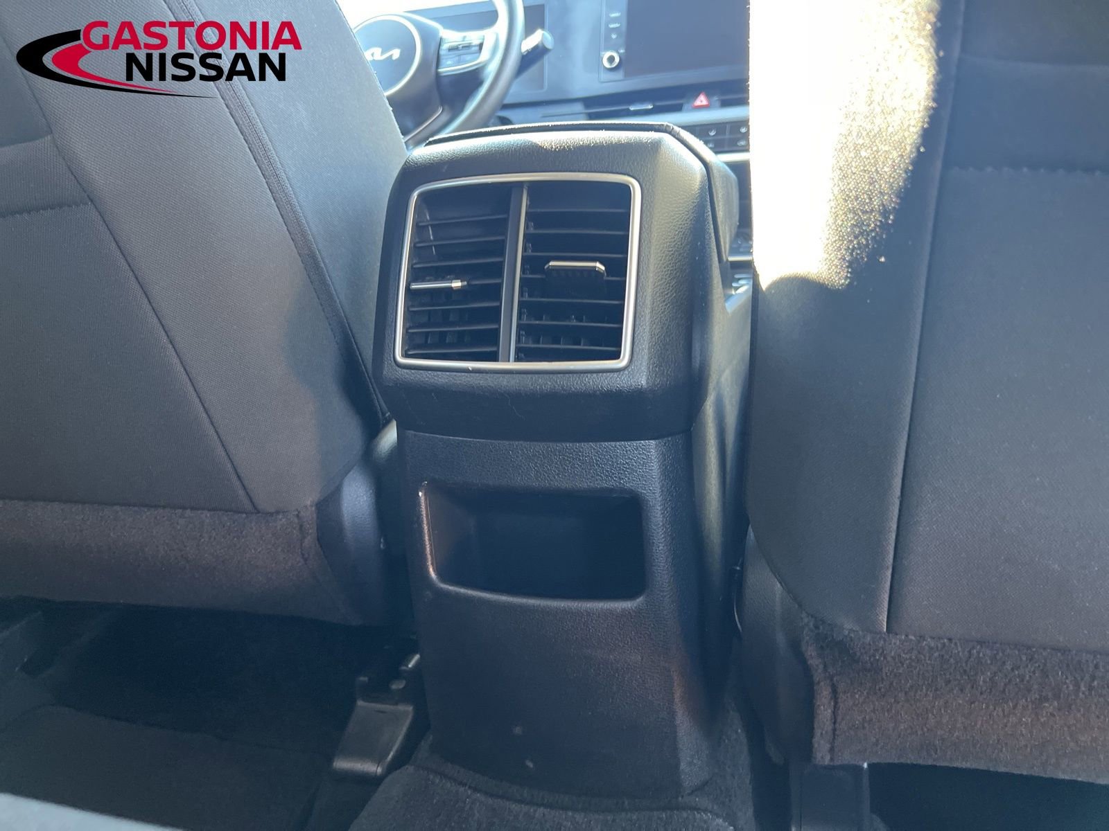 Used 2023 Kia Sportage LX image 30