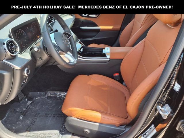 Used 2025 Mercedes-Benz C 300 4MATIC Sedan image 15