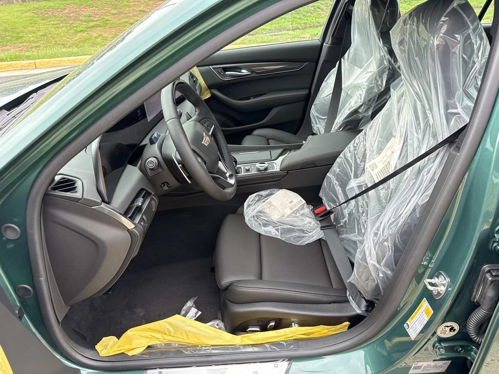 New 2026 Cadillac CT5 Sport w/ Technology Package RWD image 8