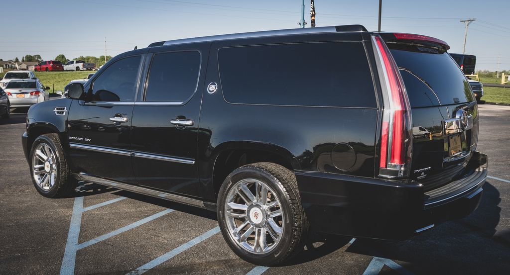 Used 2013 Cadillac Escalade ESV Platinum image 8