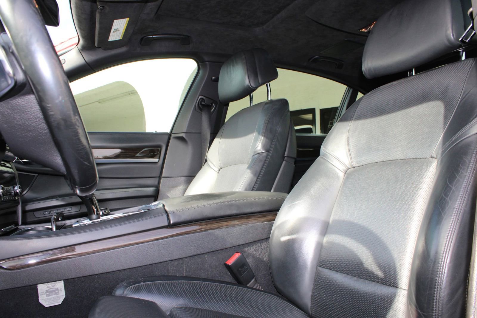 Used 2015 BMW 750Li image 18