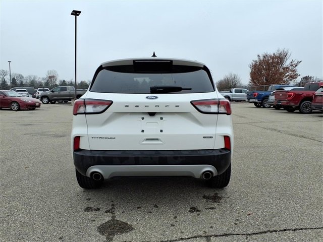 Certified 2022 Ford Escape Titanium image 7