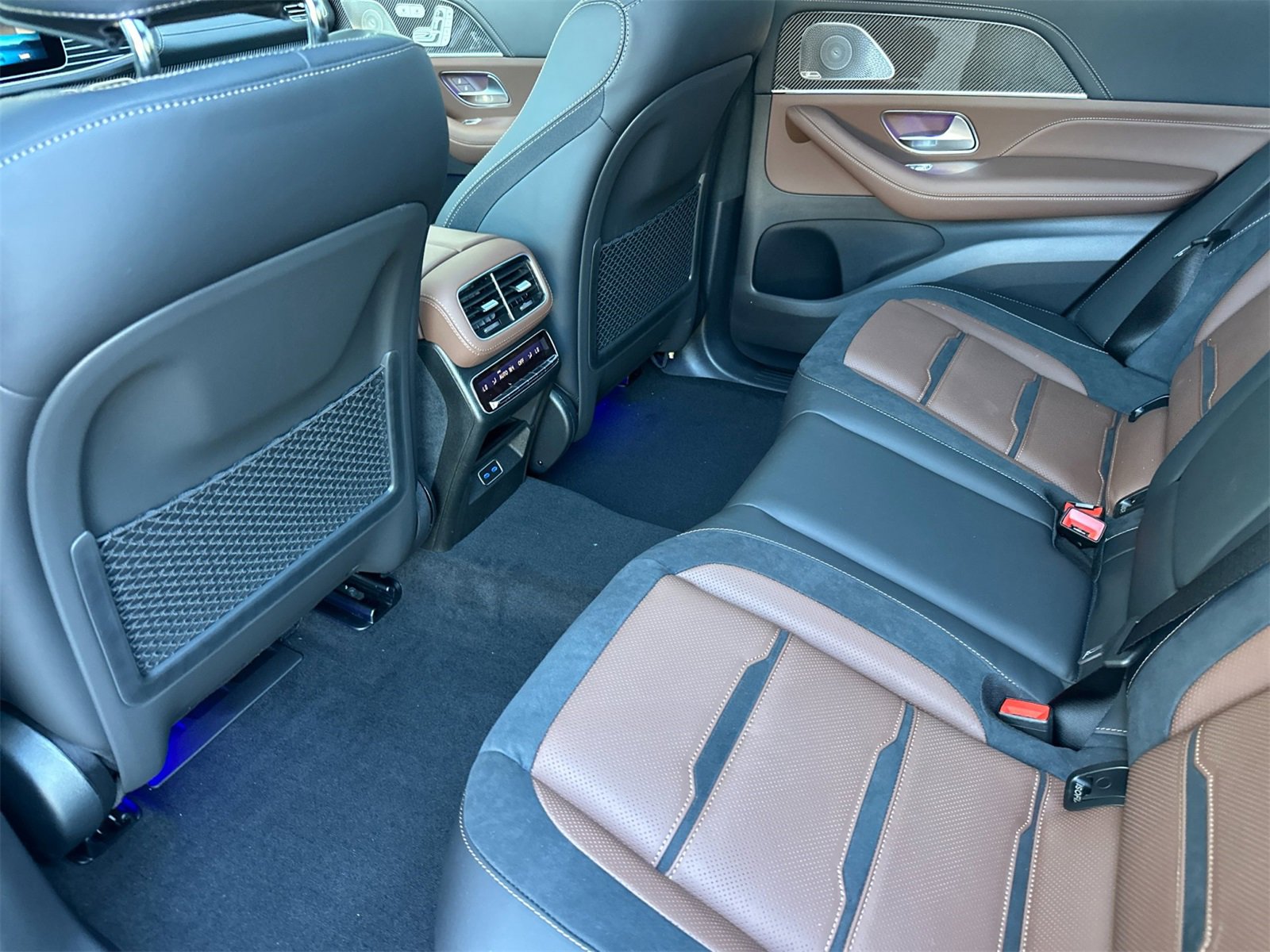 New 2026 Mercedes-Benz GLE 63 AMG S image 12