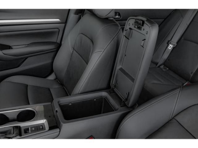 New 2025 Nissan Altima 2.5 SL FWD image 12