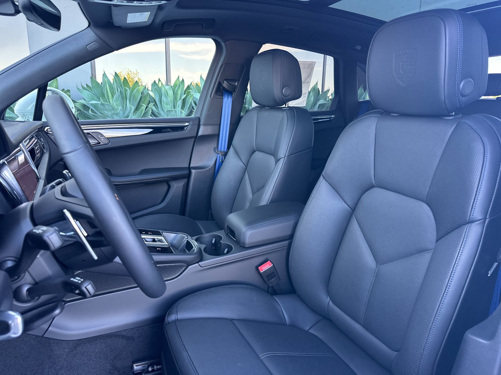 New 2026 Porsche Macan S AWD/4WD image 6