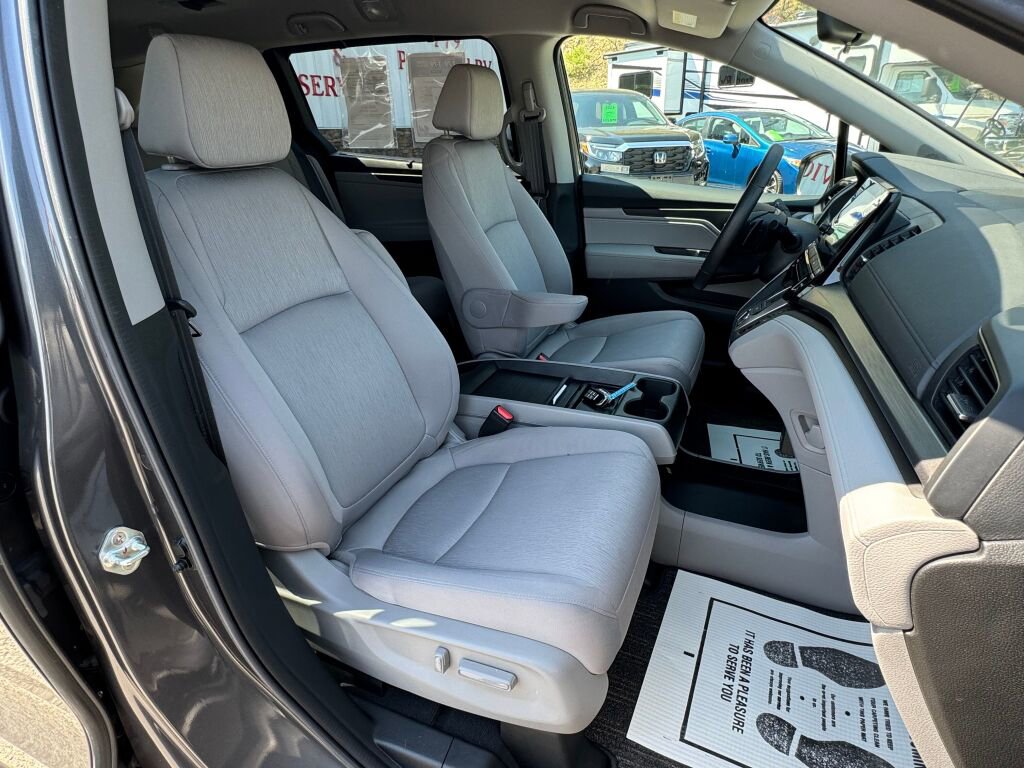 Used 2023 Honda Odyssey EX image 21
