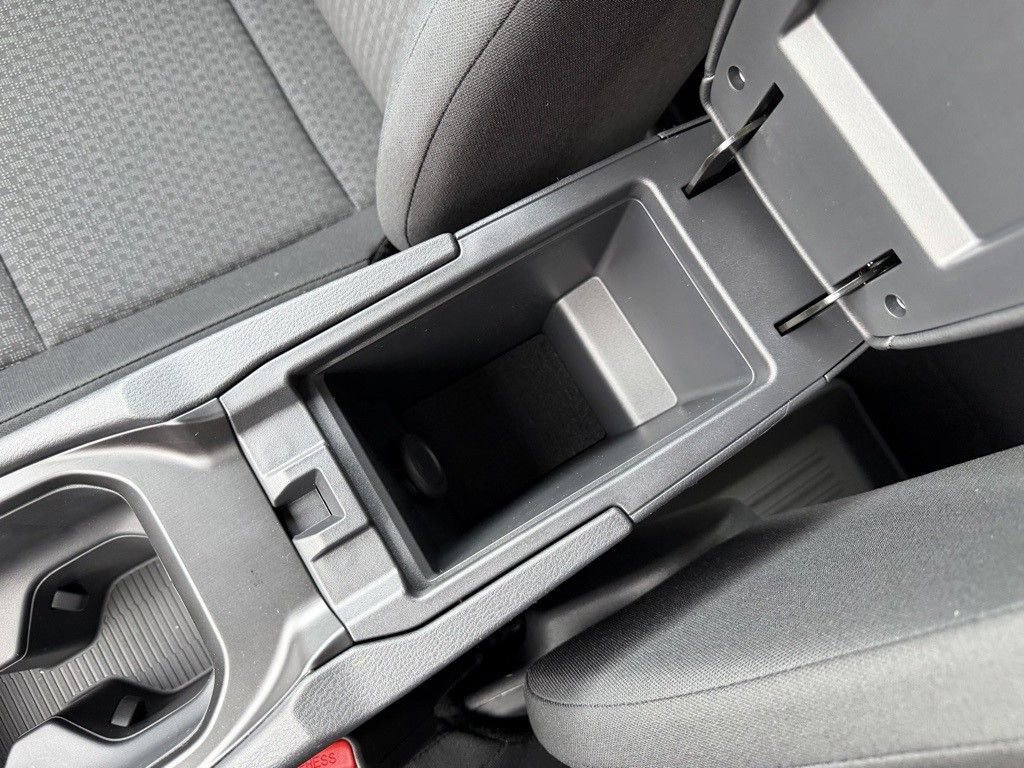 New 2026 Nissan Kicks S image 27