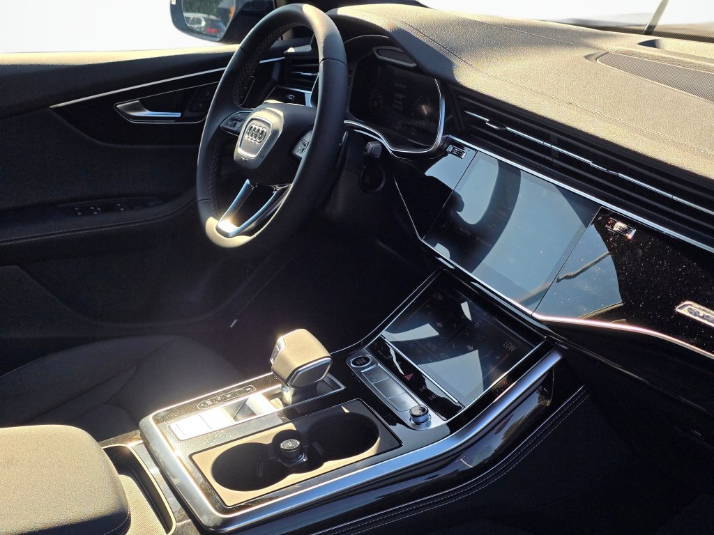 New 2026 Audi Q8 Premium Plus AWD/4WD image 25