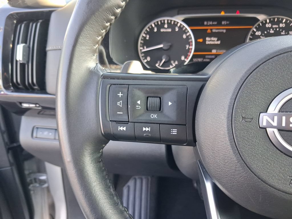 Used 2024 Nissan Pathfinder SV FWD image 19