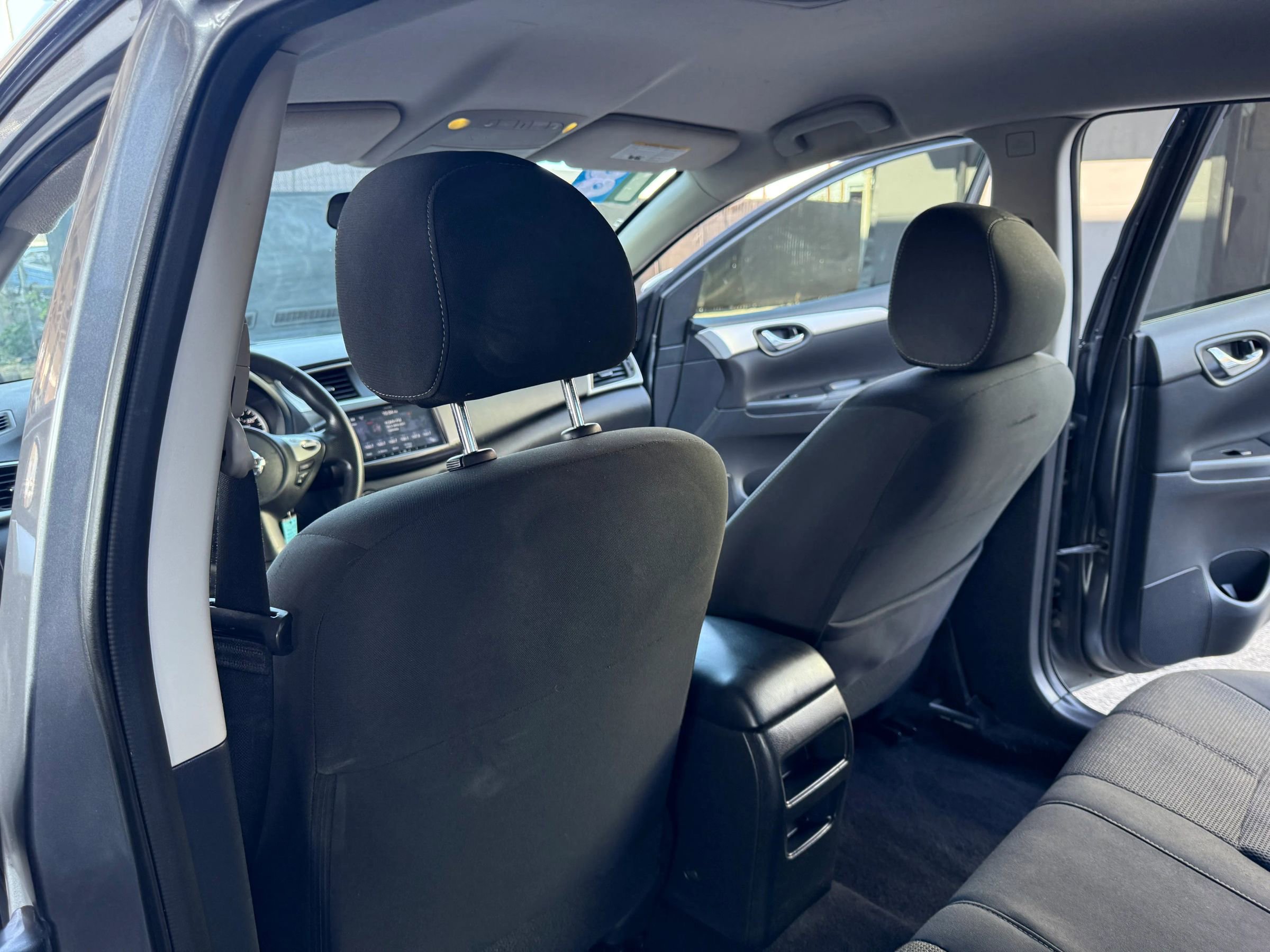 Used 2018 Nissan Sentra S image 12