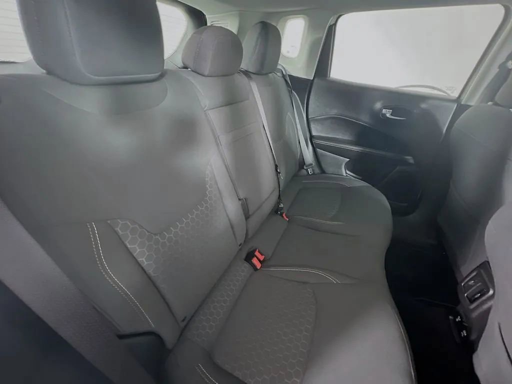 Used 2019 Jeep Compass Sport AWD/4WD image 25