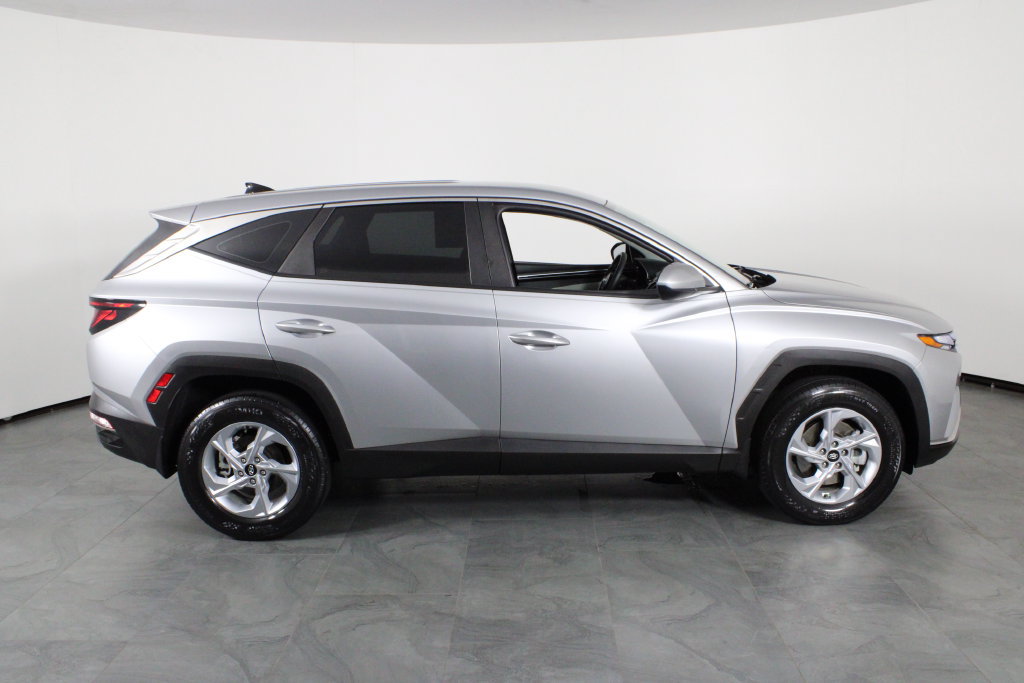 Certified 2023 Hyundai Tucson SE w/ Cargo Package AWD/4WD image 12