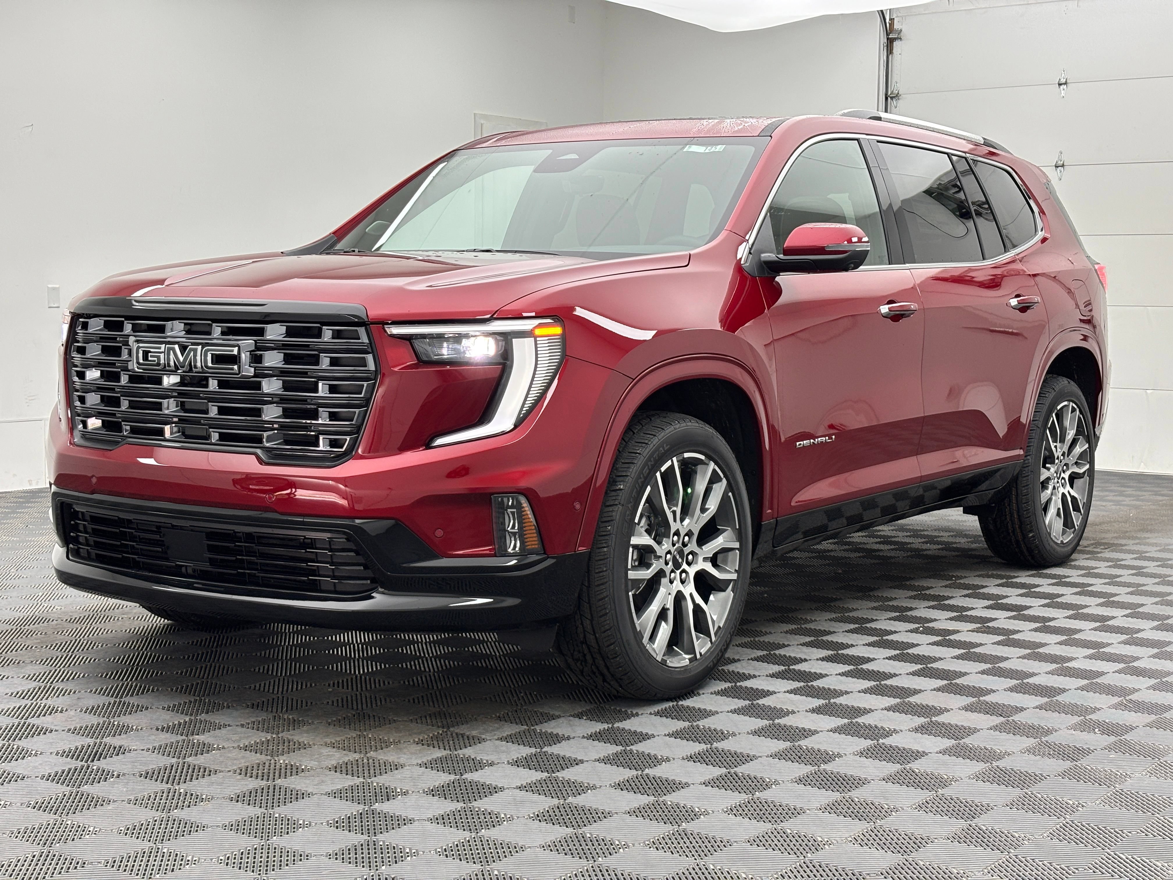 New 2027 GMC Acadia Denali Ultimate w/ LPO, Floor Liner Package AWD/4WD image 2
