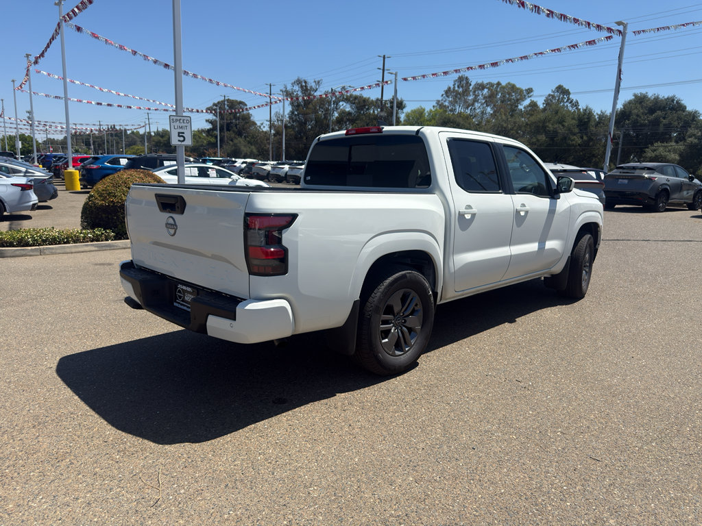 Certified 2025 Nissan Frontier SV RWD image 9