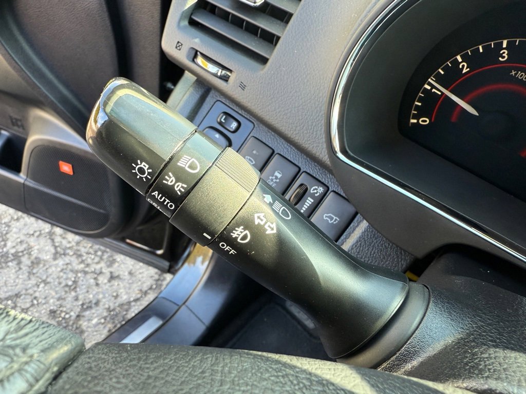 Used 2013 Toyota Highlander Limited image 34