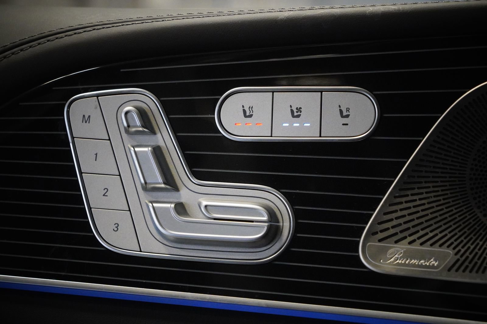 New 2026 Mercedes-Benz Maybach GLS 600 4MATIC image 33