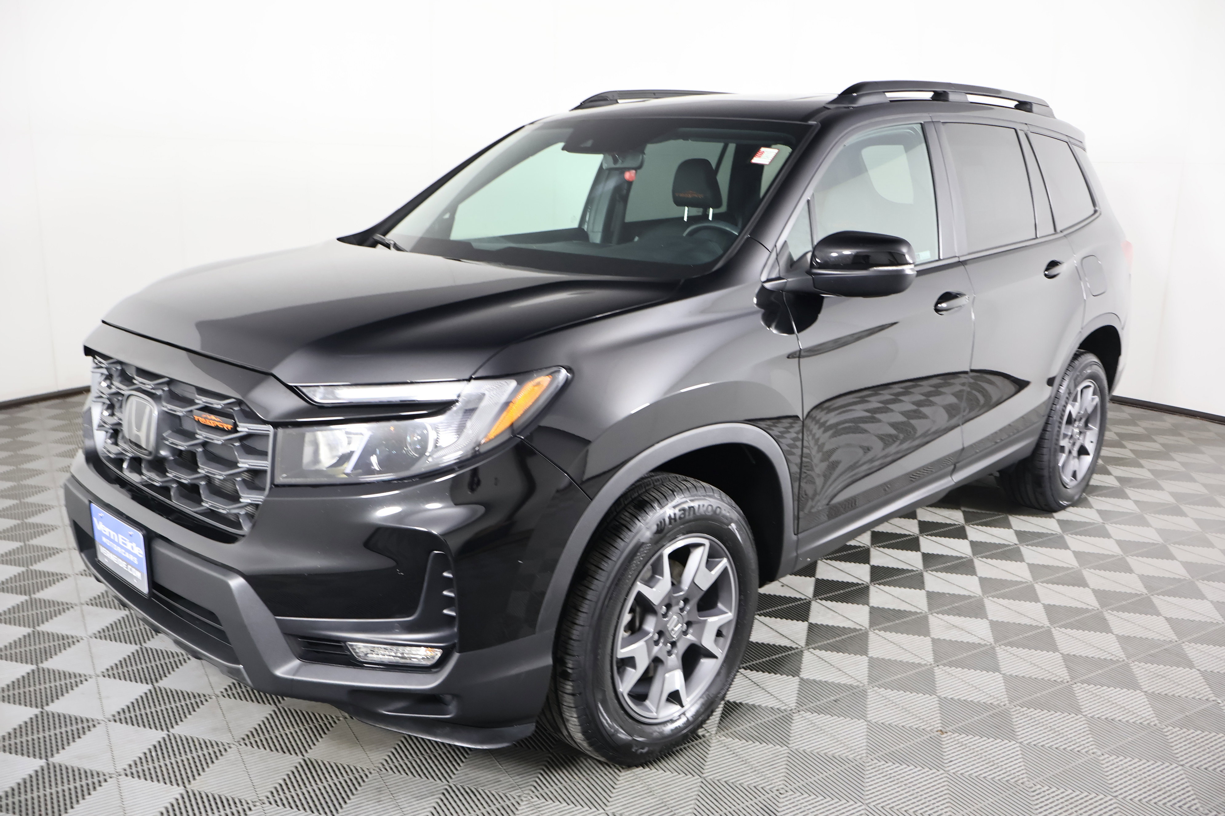 Used 2022 Honda Passport TrailSport image 10