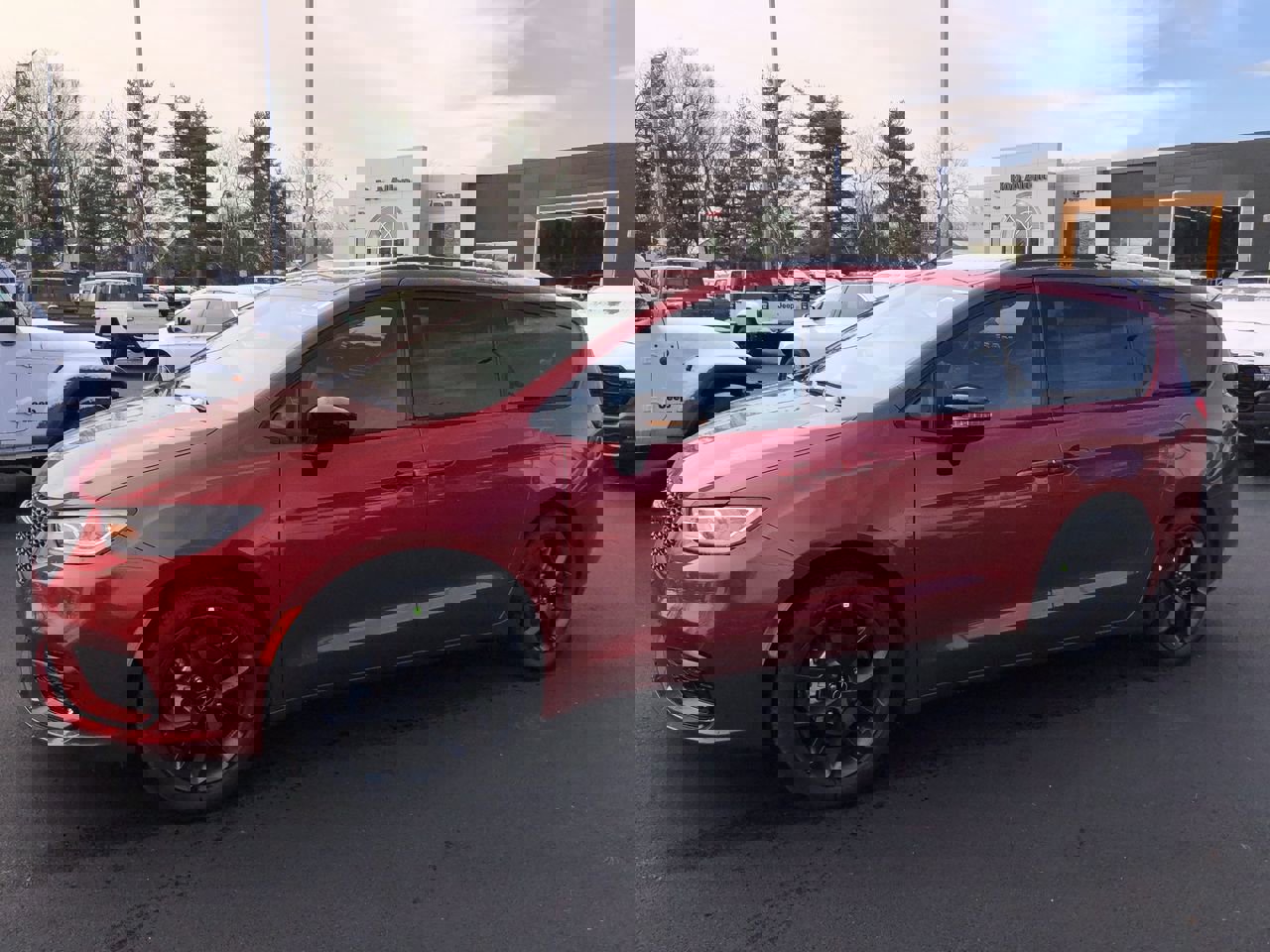 New 2026 Chrysler Pacifica Select w/ S Appearance Package image 11