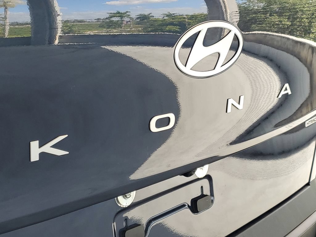 Used 2024 Hyundai Kona SEL AWD/4WD image 5