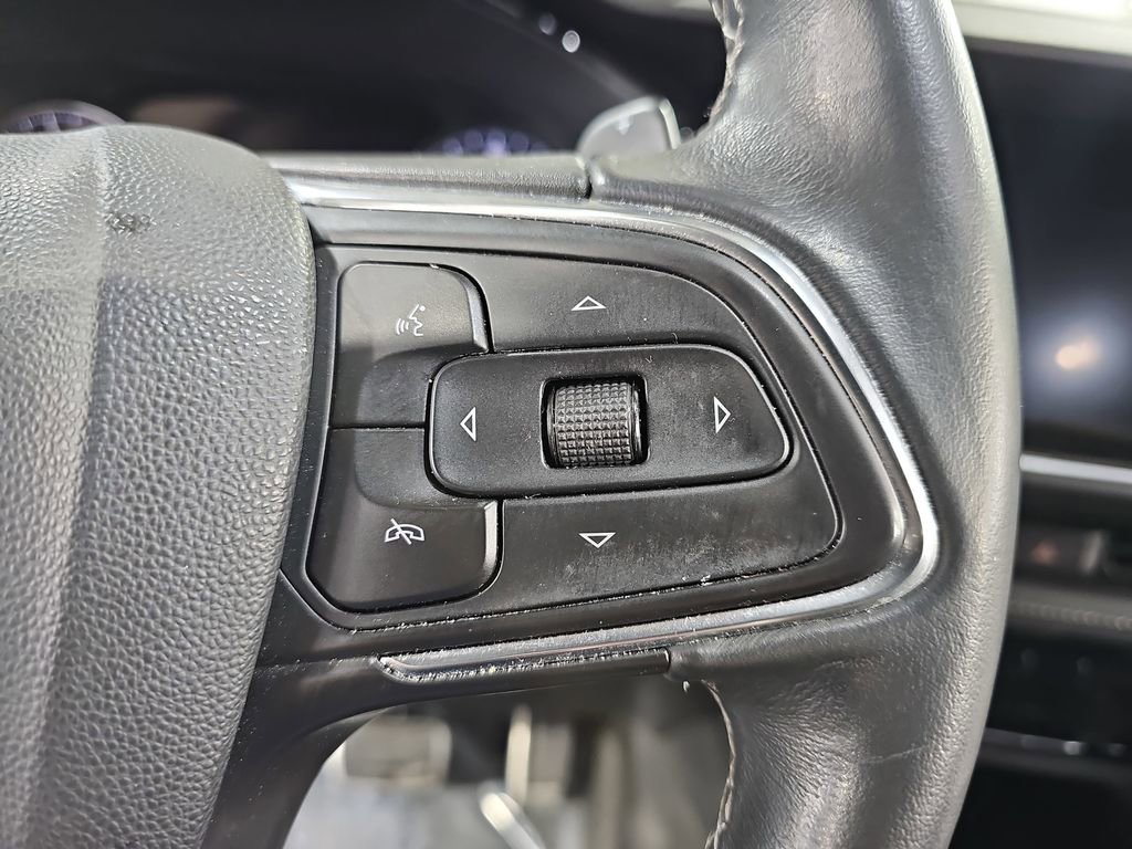 Certified 2023 Buick Envision Essence w/ Sport Touring Package image 23