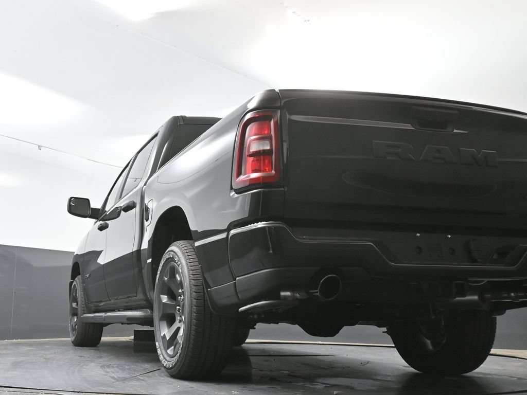 New 2026 RAM 1500 Express AWD/4WD image 45