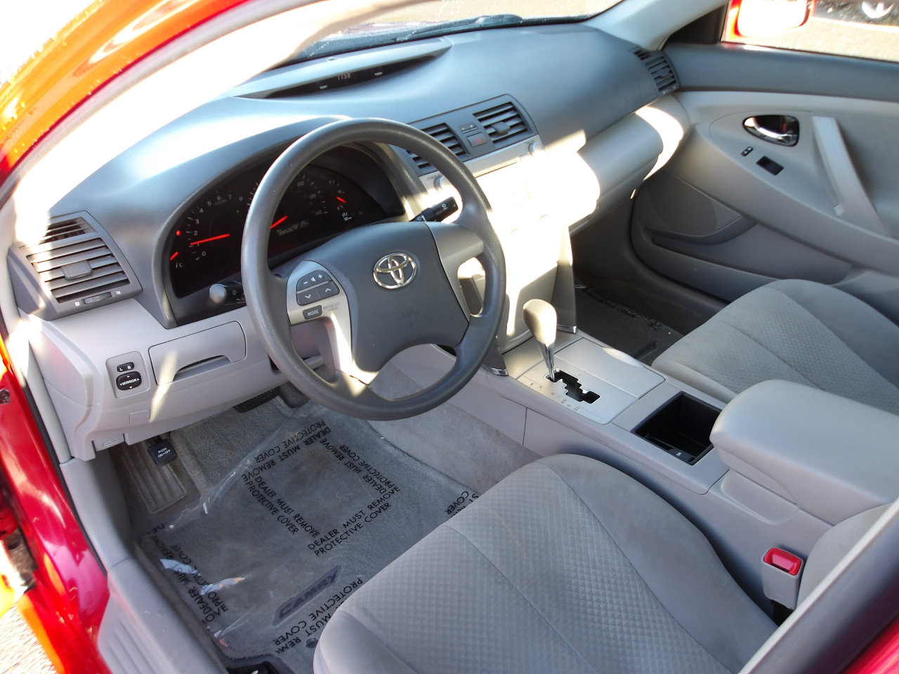 Used 2007 Toyota Camry LE FWD image 9