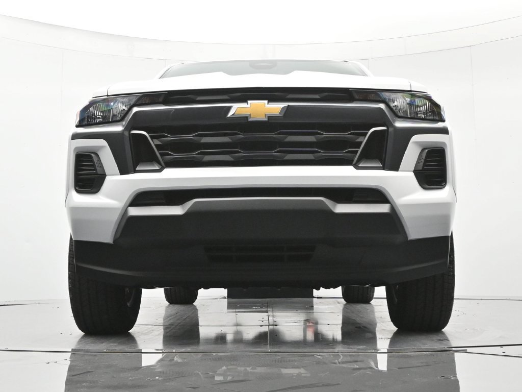 Used 2026 Chevrolet Colorado LT RWD image 37