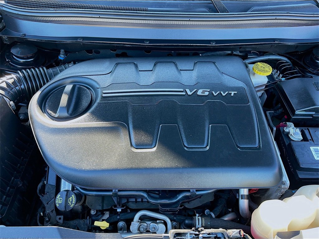 Used 2019 Jeep Cherokee Trailhawk image 31