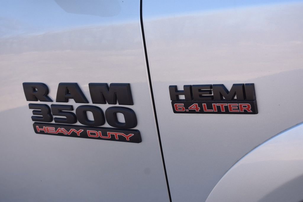 Used 2018 RAM 3500 Laramie w/ Sport Appearance Group image 14