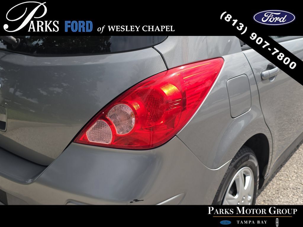 Used 2012 Nissan Versa 1.8 S FWD image 8
