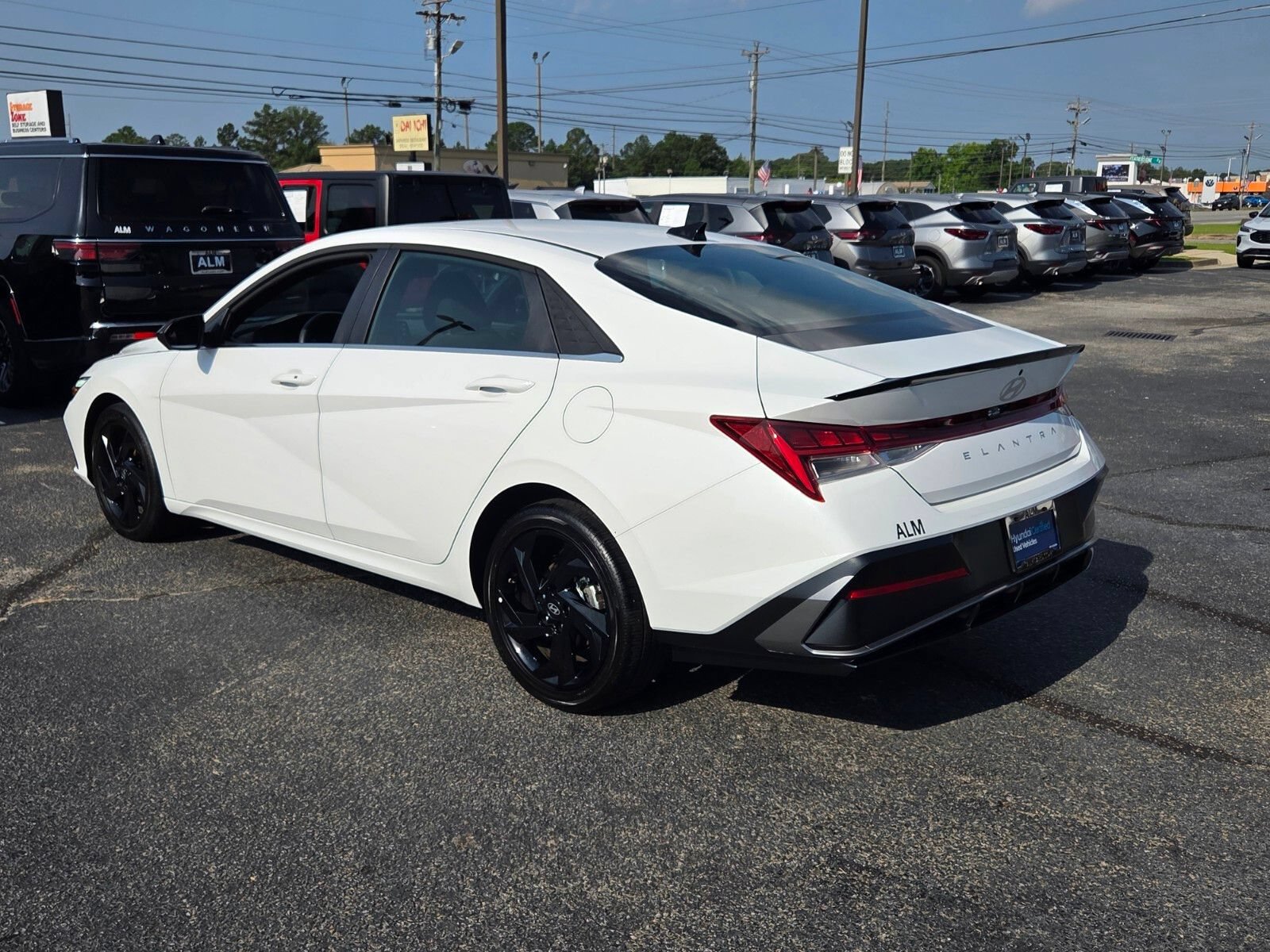 Certified 2026 Hyundai Elantra SEL Sport Premium w/ Cargo Package FWD image 9