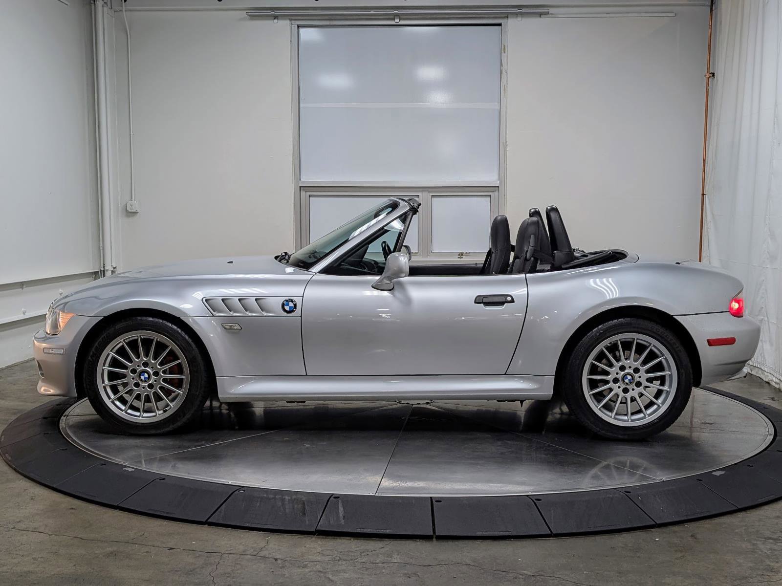 Used 2001 BMW Z3 3.0i image 5