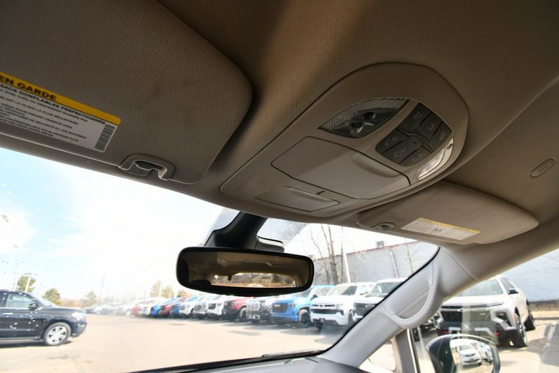 Used 2024 Chrysler Voyager LX FWD image 27