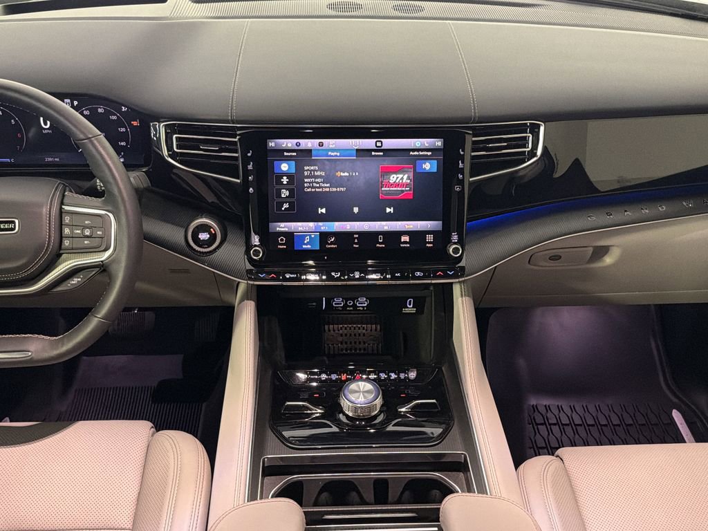 New 2026 Jeep Grand Wagoneer Summit w/ Premium Group III image 27