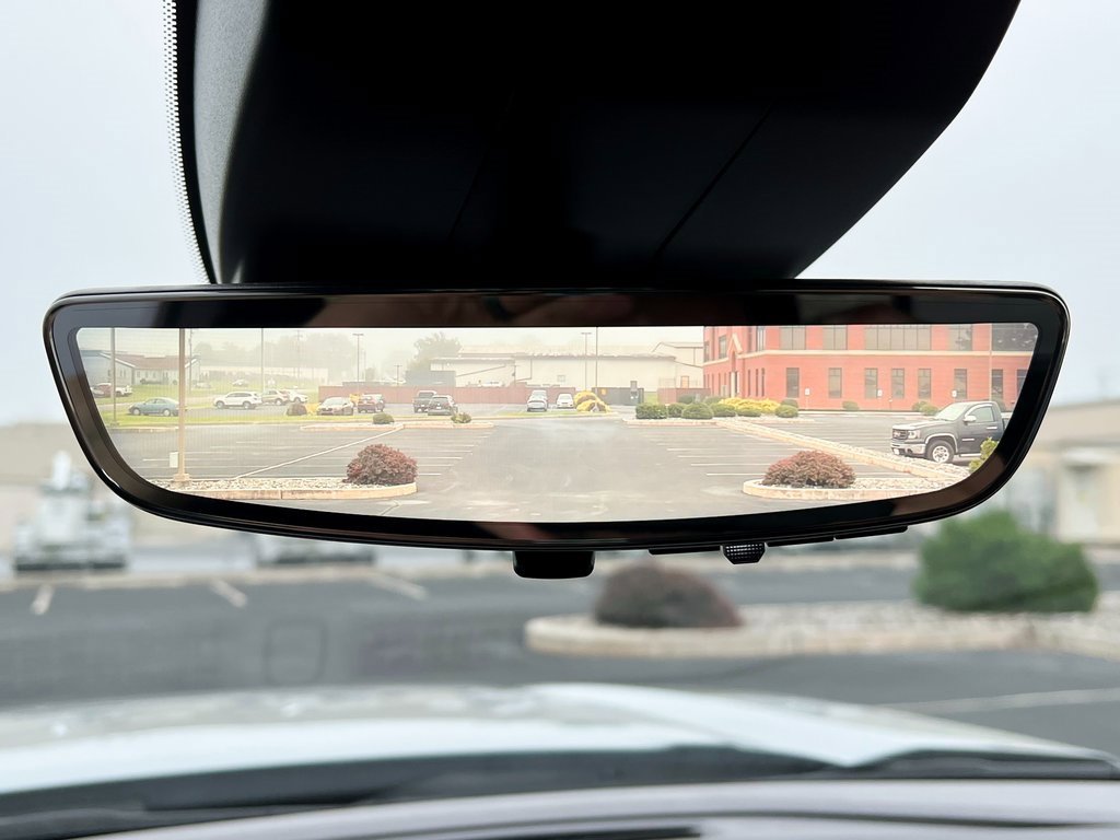 Used 2024 Chevrolet Silverado 1500 ZR2 image 8