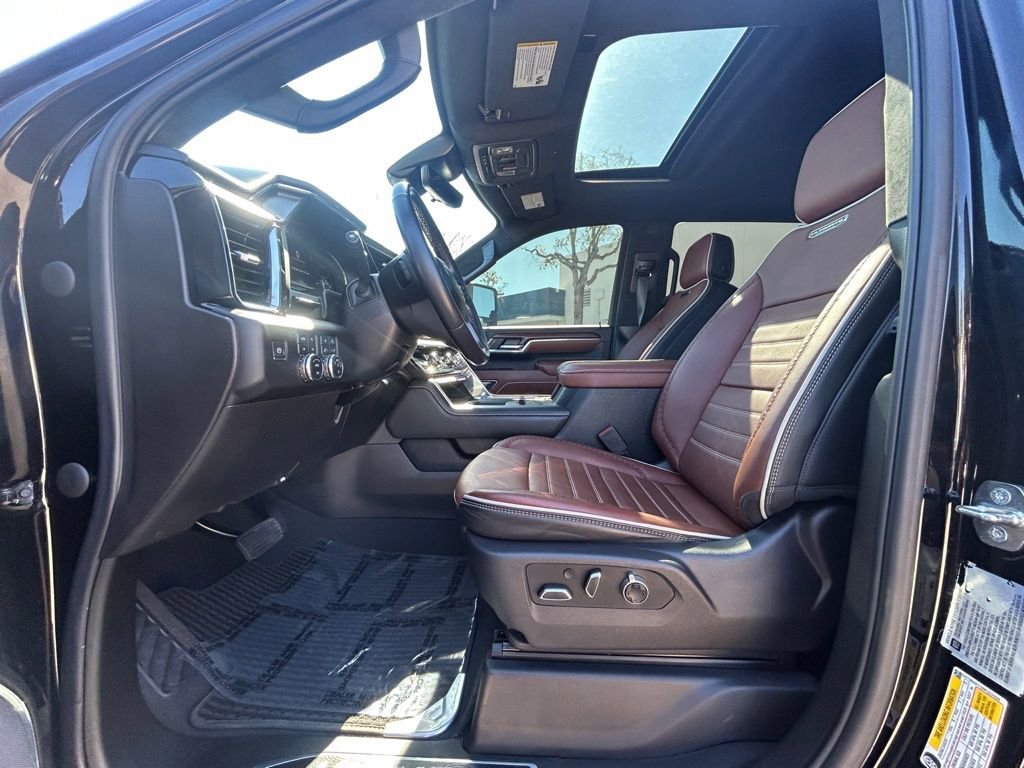 Used 2024 GMC Sierra 2500 Denali Ultimate w/ Max Trailering Package image 10