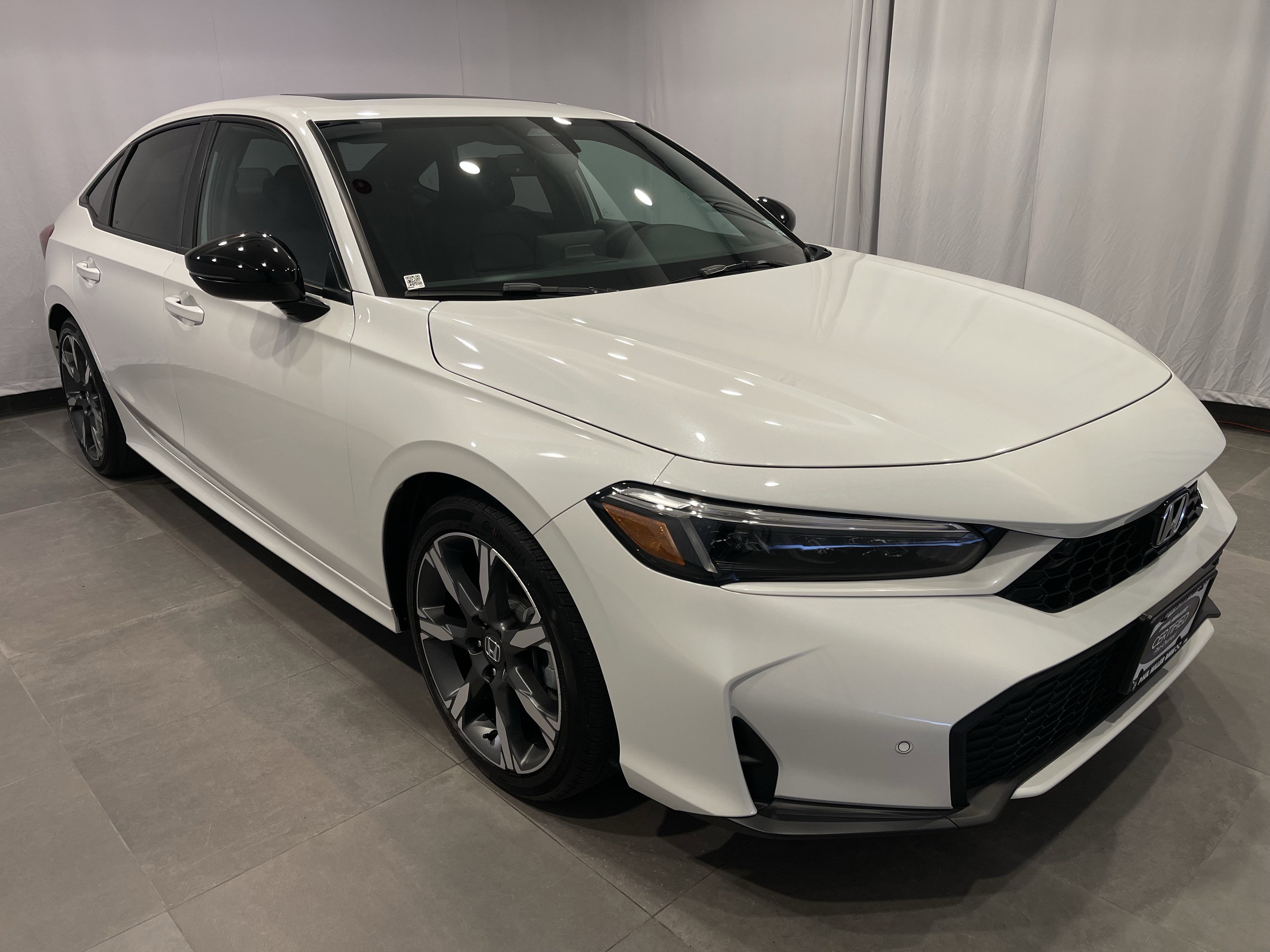 Used 2025 Honda Civic Sport image 3