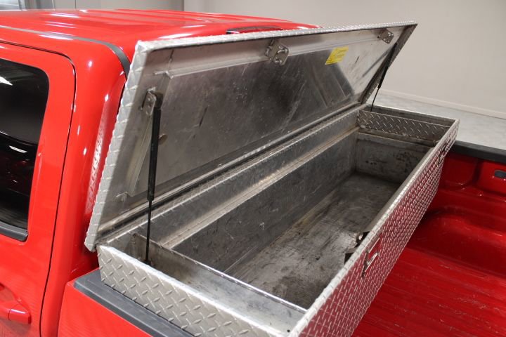 Used 2017 Chevrolet Silverado 1500 LT w/ All Star Edition image 14