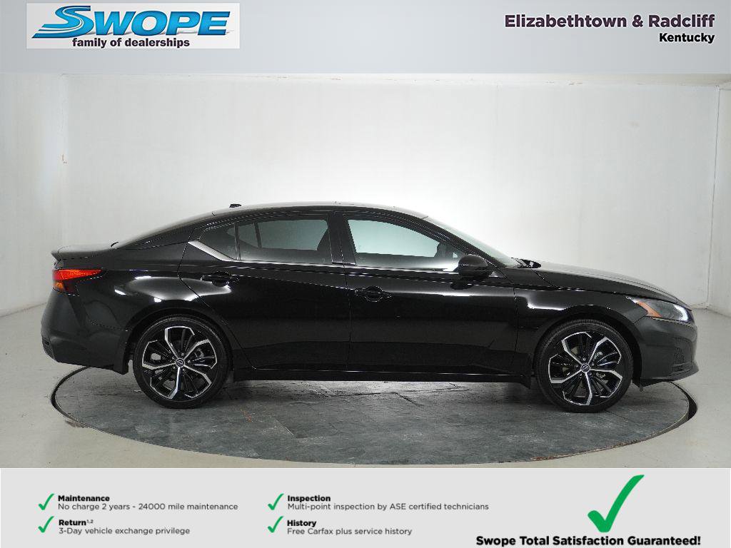 New 2025 Nissan Altima 2.5 SR w/ SR Premium Package image 3