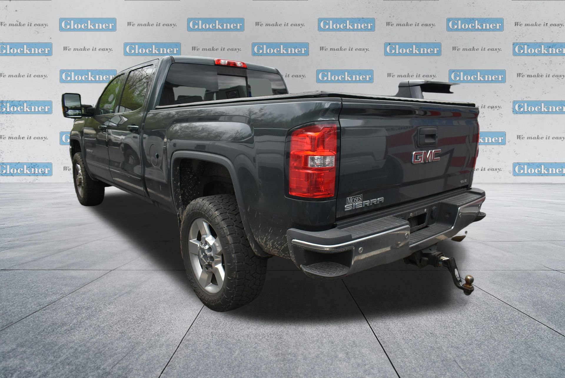 Used 2017 GMC Sierra 2500 SLE w/ HD SLE Preferred Plus Package image 4
