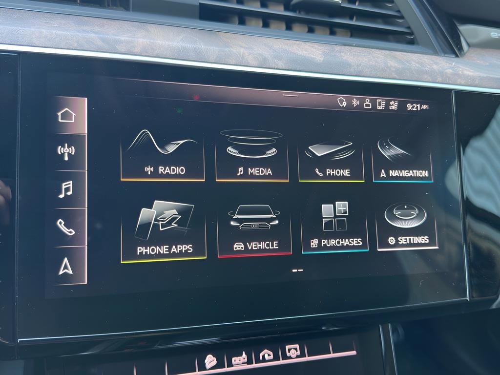 Used 2019 Audi e-tron Premium Plus image 45