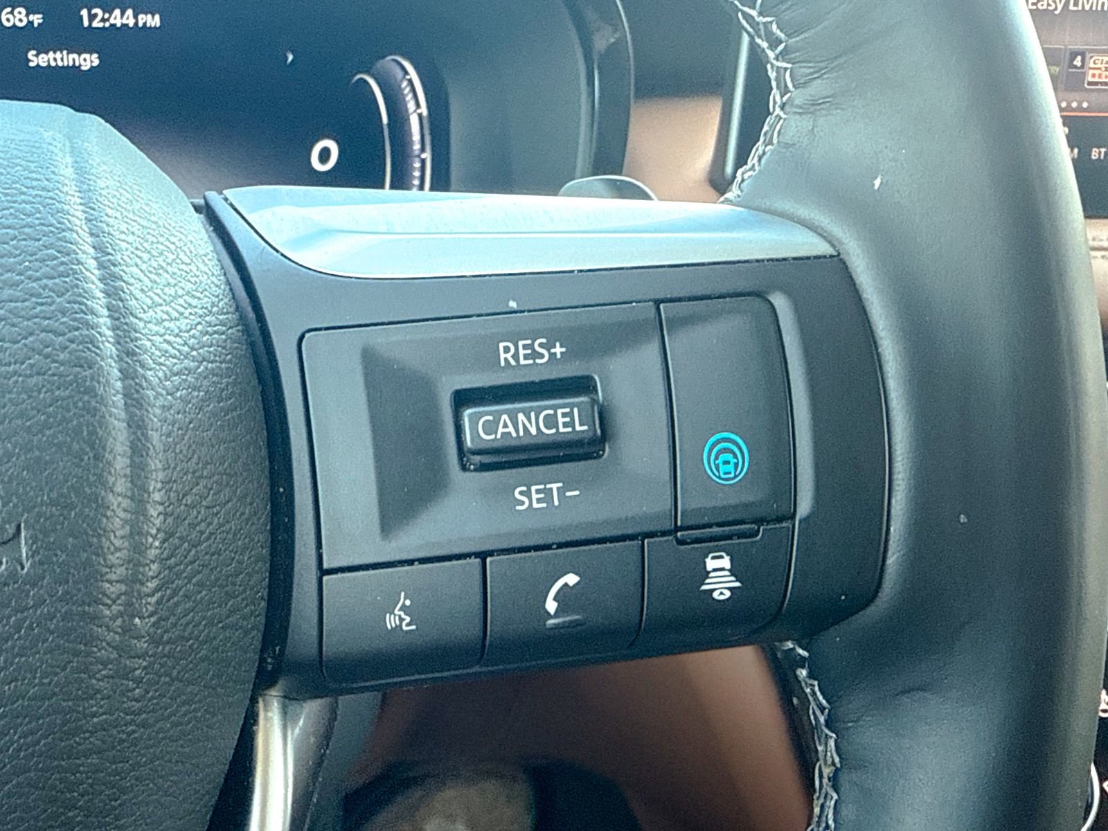 Used 2024 INFINITI QX60 Sensory w/ Vision Package image 45