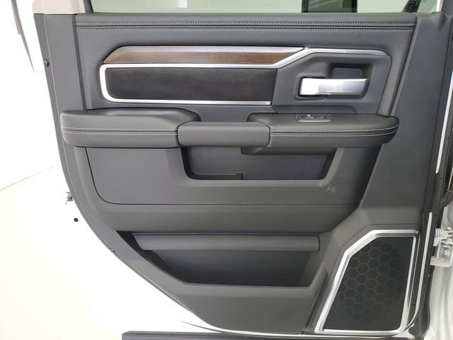 Used 2024 RAM 2500 Laramie w/ Safety Group AWD/4WD image 15