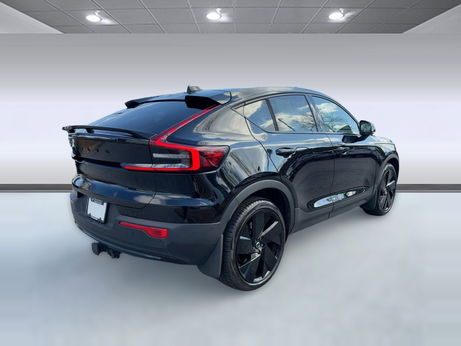 Certified 2025 Volvo EC40 Ultra image 9