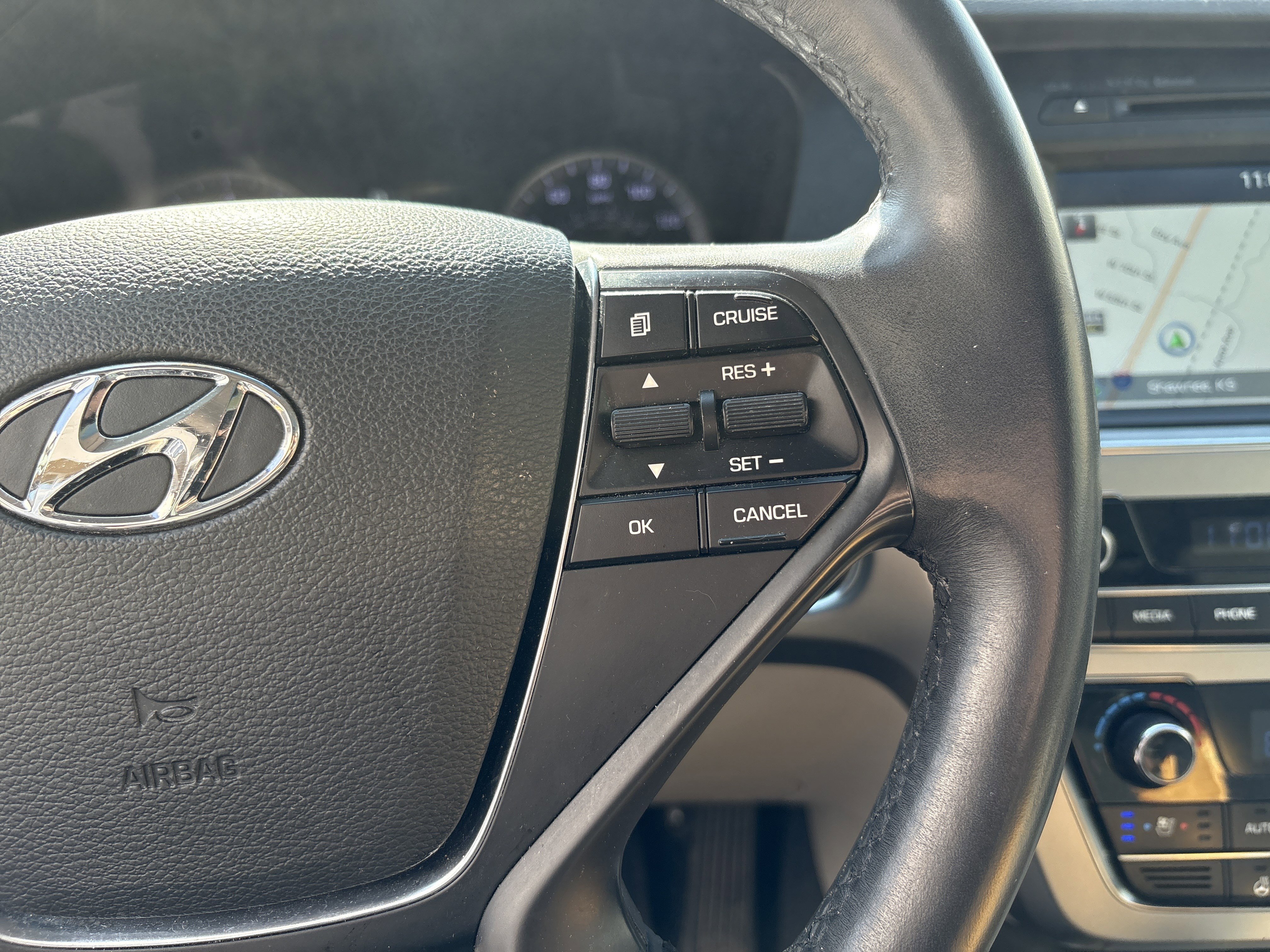 Used 2015 Hyundai Sonata Limited w/ Option Group 05 image 20