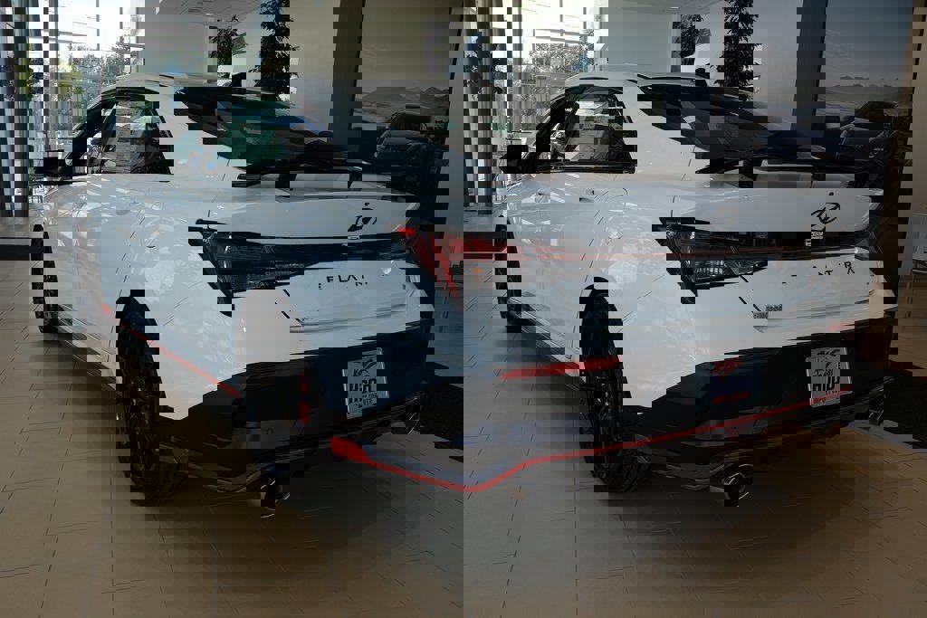 New 2025 Hyundai Elantra N image 2